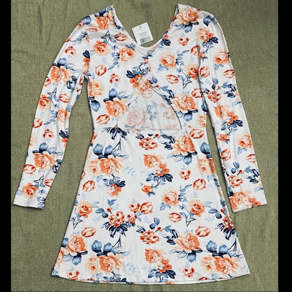 FLORAL DRESS - Picture 2 of 4